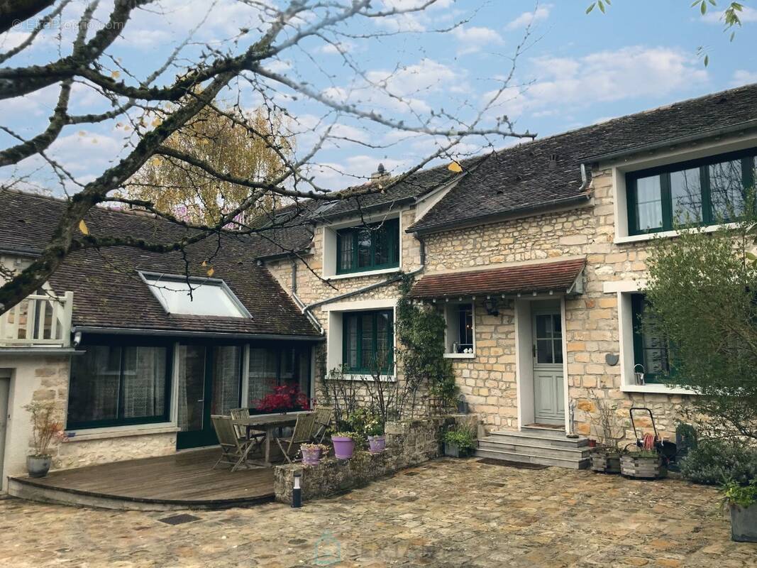 Maison à BOURRON-MARLOTTE