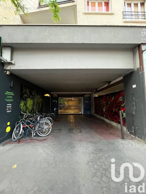 Photo 1 - Parking à PARIS-14E
