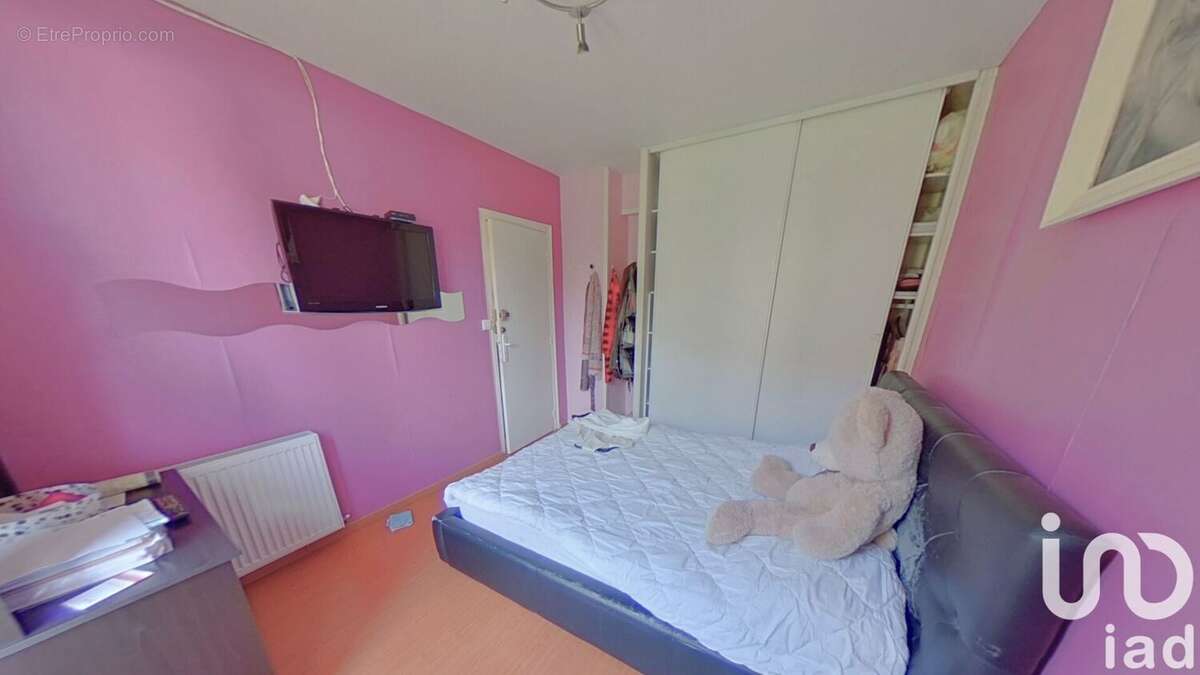 Photo 9 - Appartement à LA CHAPELLE-SAINT-LUC
