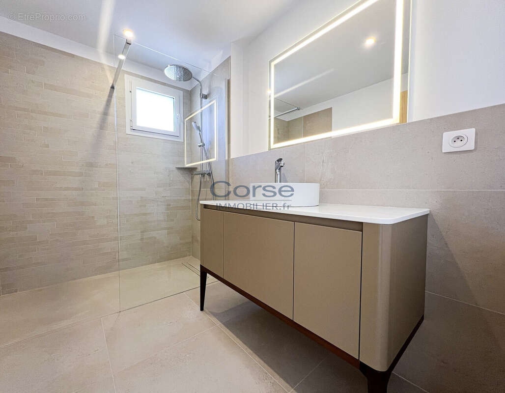 Appartement à AJACCIO