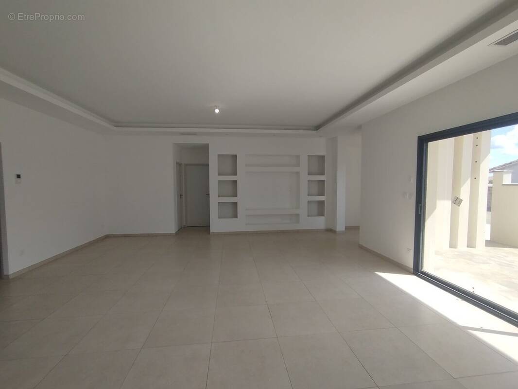 Maison à BASSAN