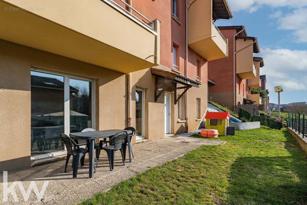 Appartement à L&#039;ISLE-D&#039;ABEAU