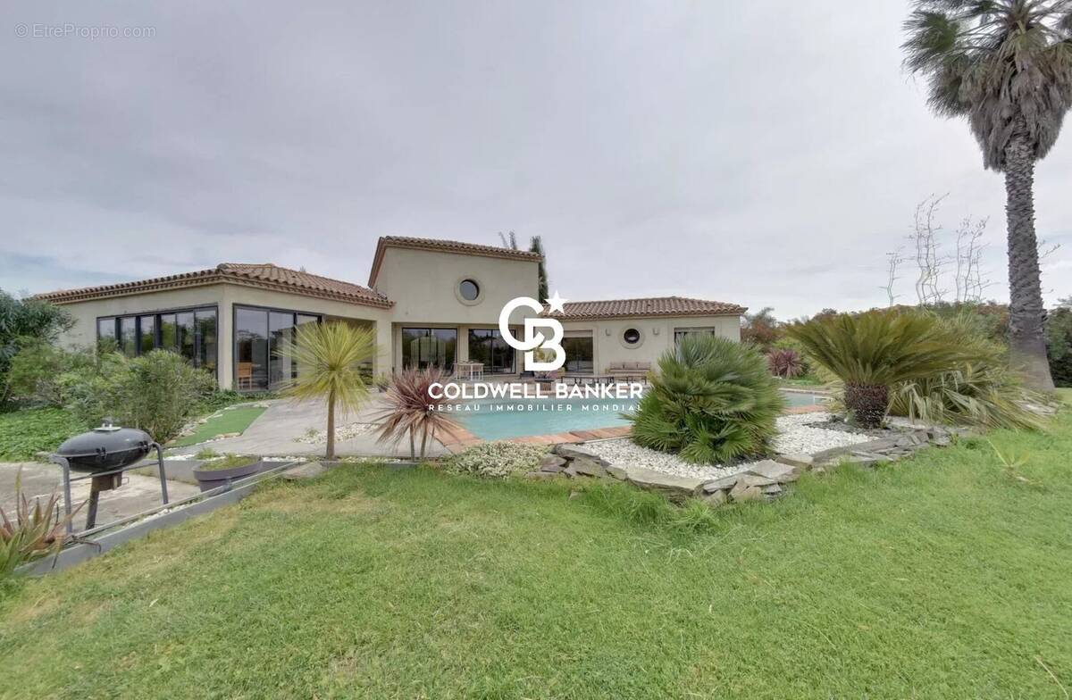 Maison à SAINT-FELIU-D&#039;AVALL