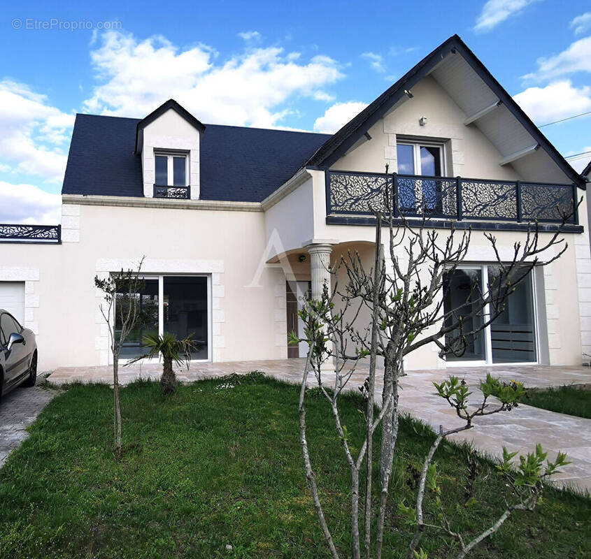 Maison à CHATEAUNEUF-SUR-LOIRE