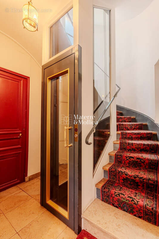 Appartement à PARIS-6E