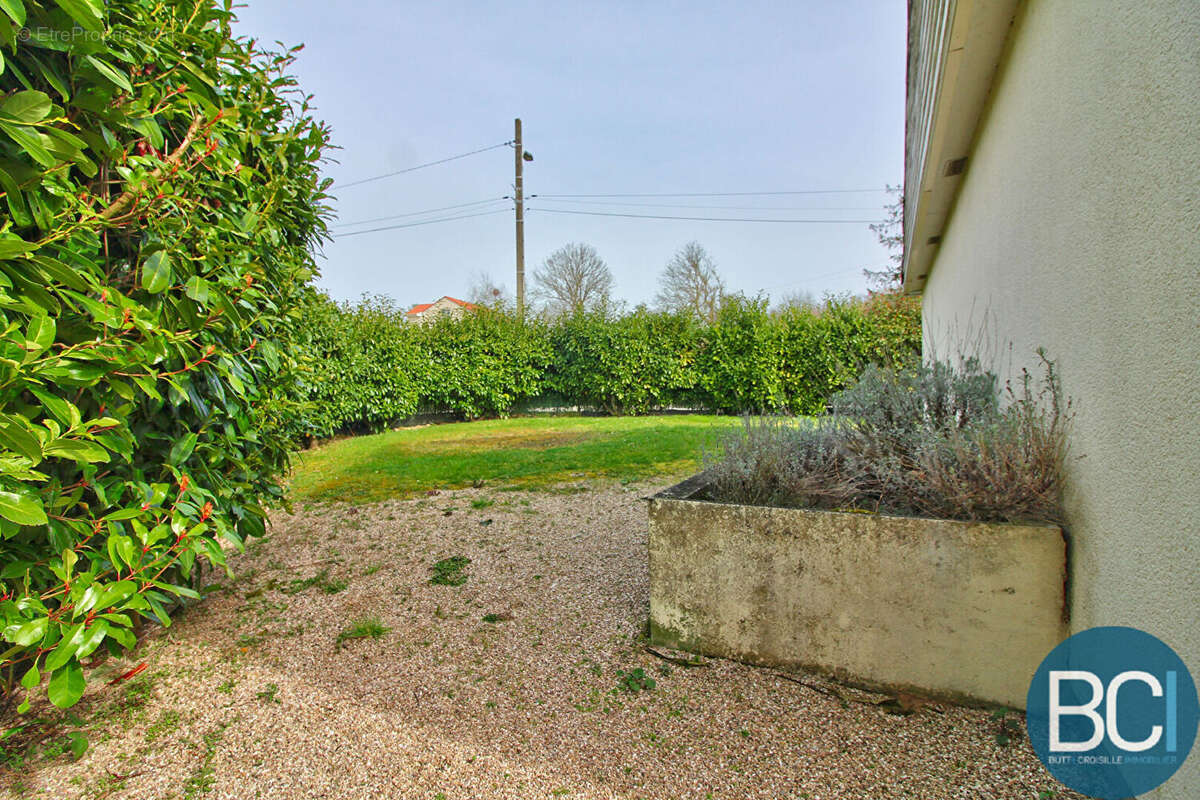Maison à CHAMPENOUX