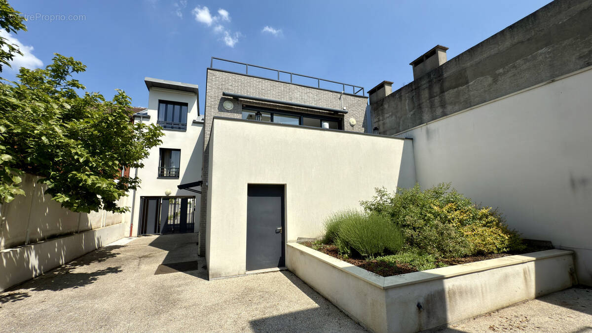 Maison à BOIS-COLOMBES