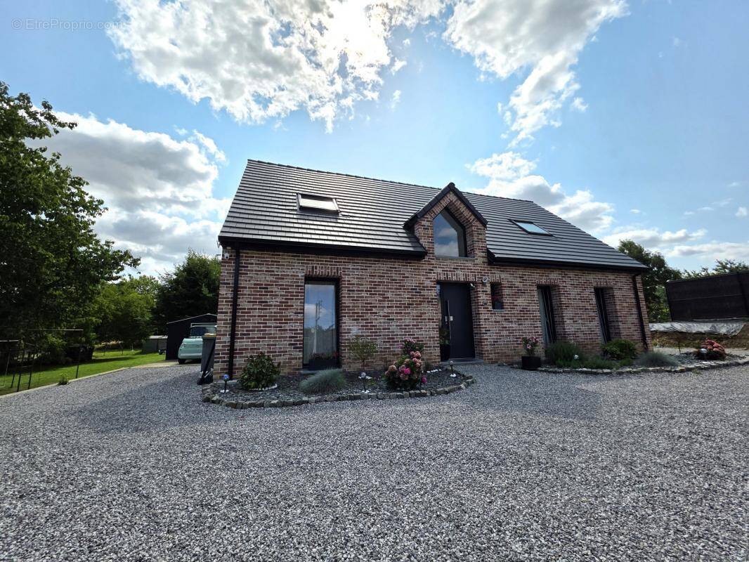 Maison à ESCARMAIN