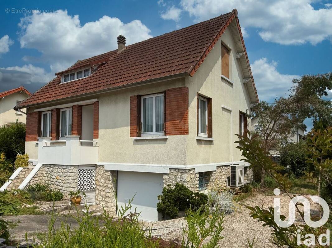 Photo 1 - Maison à LA ROCHETTE