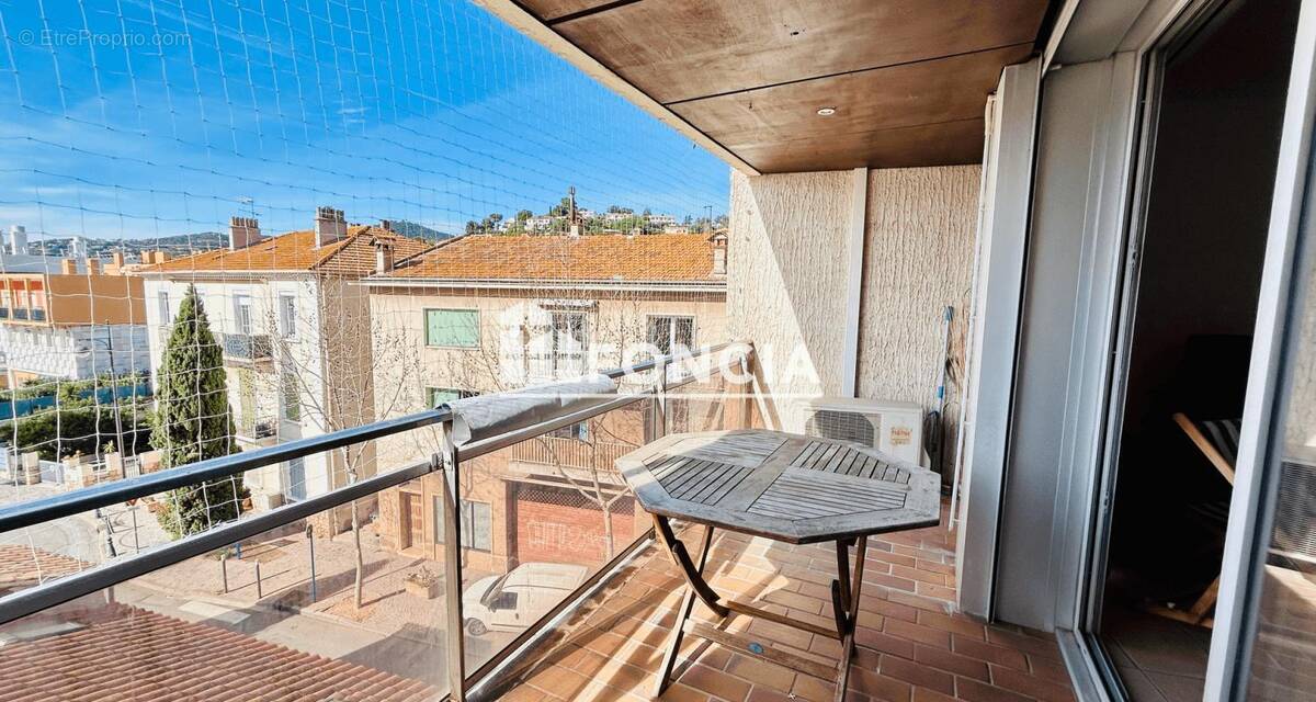 Appartement à LE LAVANDOU