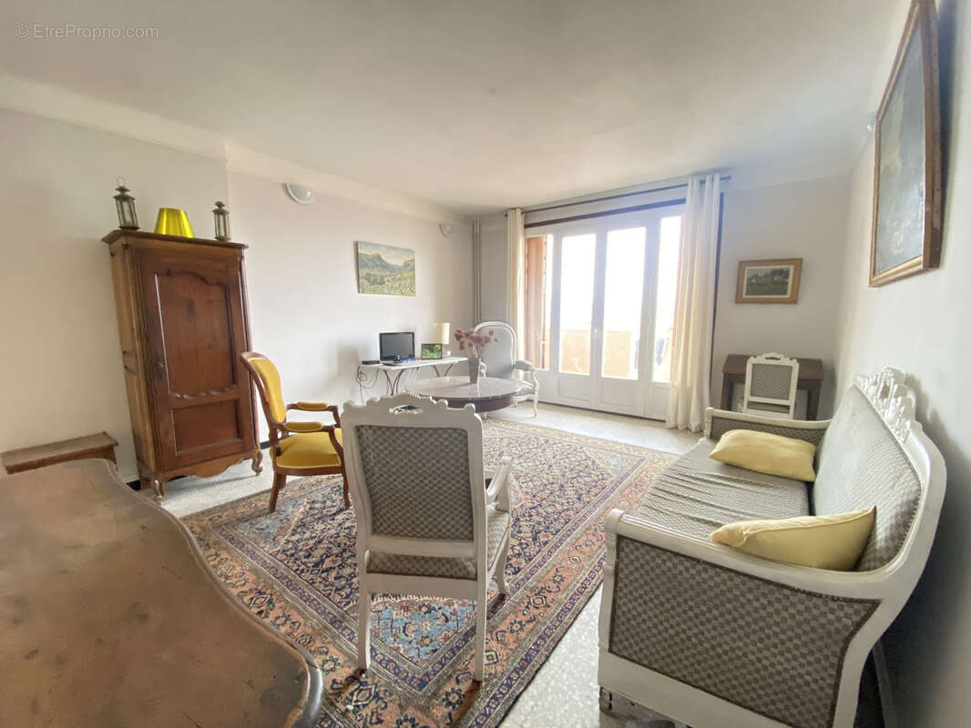 Appartement à NIMES