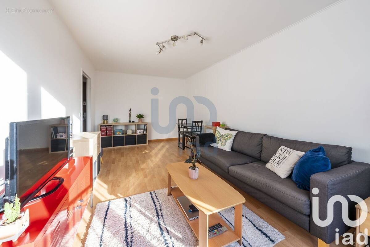 Photo 1 - Appartement à CHEVILLY-LARUE