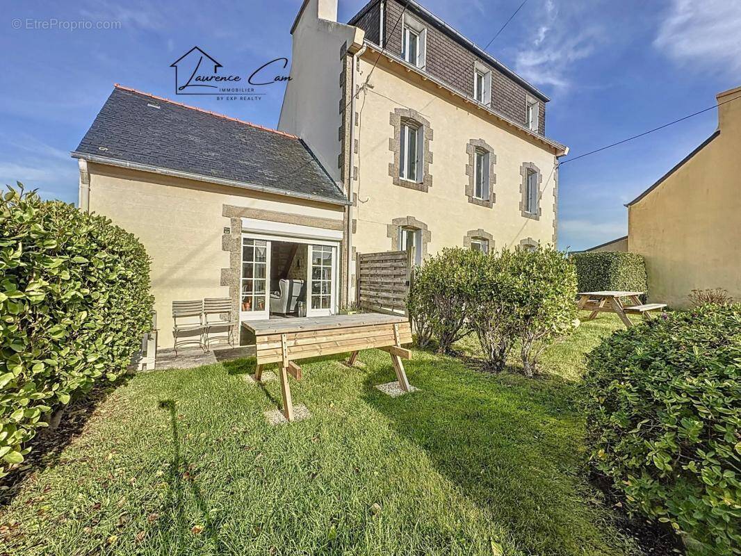 Appartement à PLOUGUERNEAU