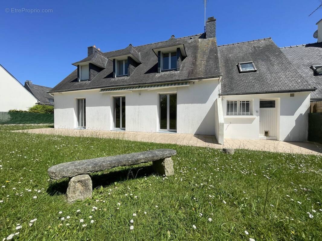 Maison à RIEC-SUR-BELON