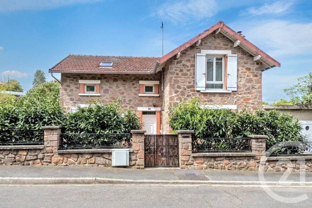 Maison à SAINT-BENOIT-DE-CARMAUX