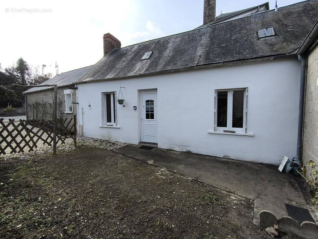 Maison à CEAUCE