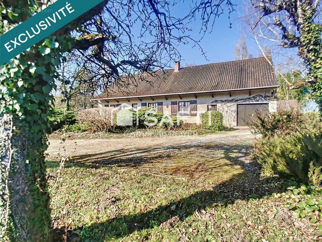 Photo 1 - Maison à LA CHAPELLE-SAINT-SAUVEUR