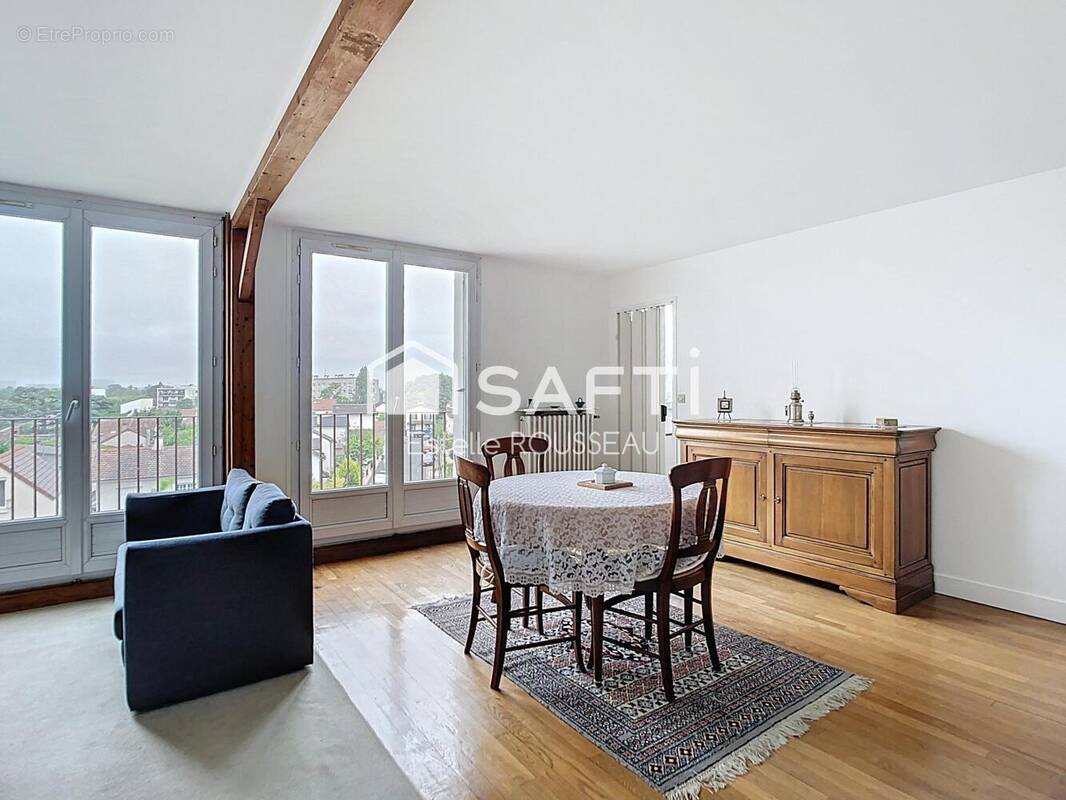 Photo 1 - Appartement à SAINT-MAUR-DES-FOSSES