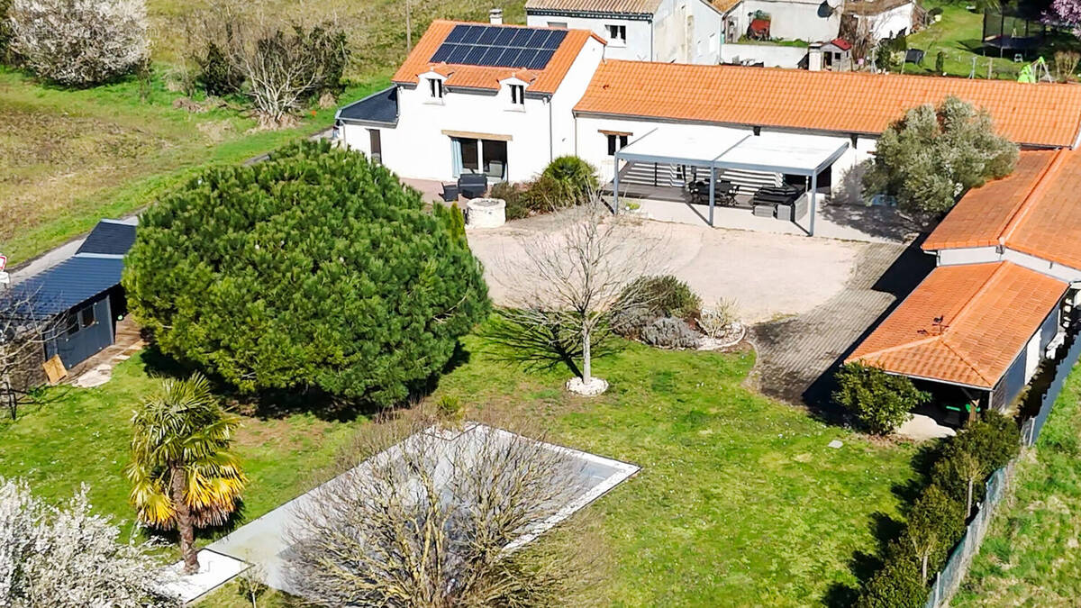 Maison à JAUNAY-CLAN
