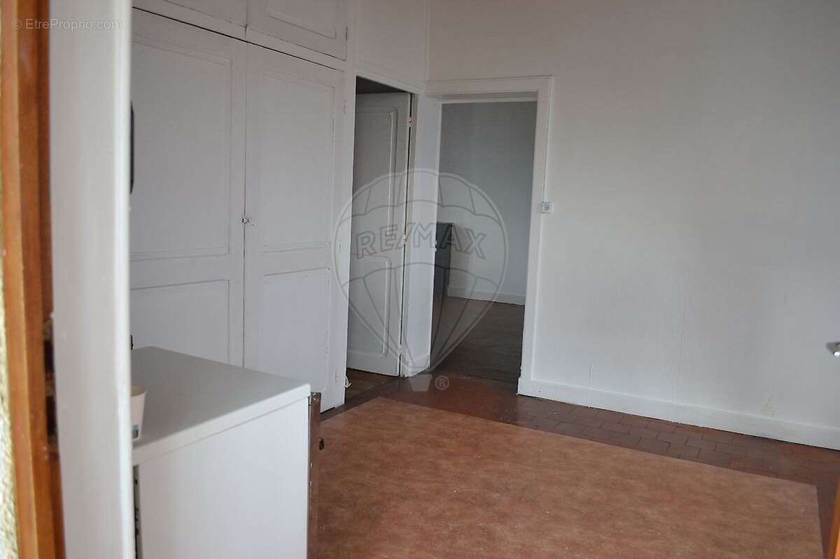 Appartement à CERCY-LA-TOUR