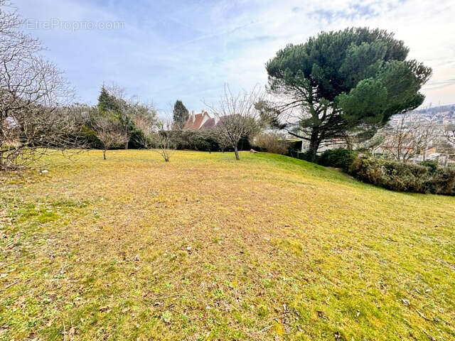 Terrain à PALAISEAU