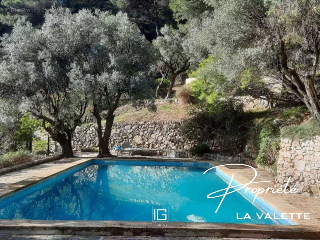 Maison à LA VALETTE-DU-VAR