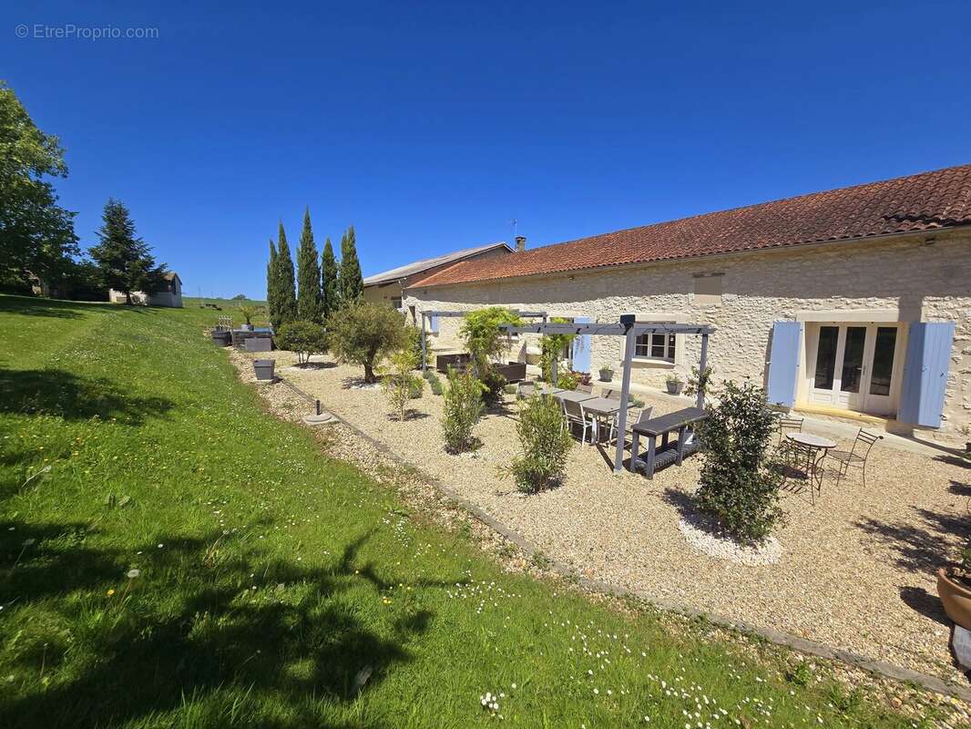 Maison à DURAS