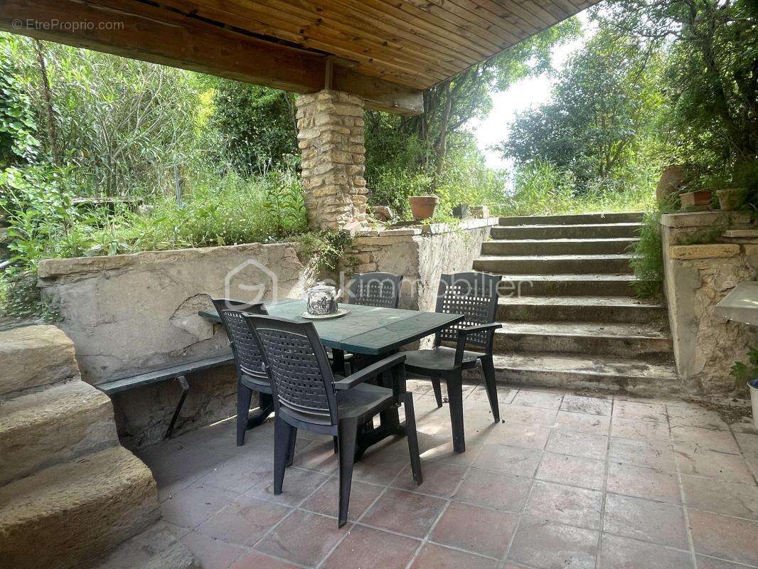 Maison à SERNHAC