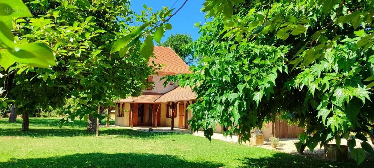 Maison à LALINDE