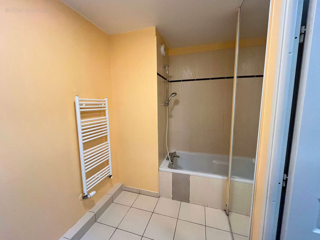 Appartement à LYON-8E