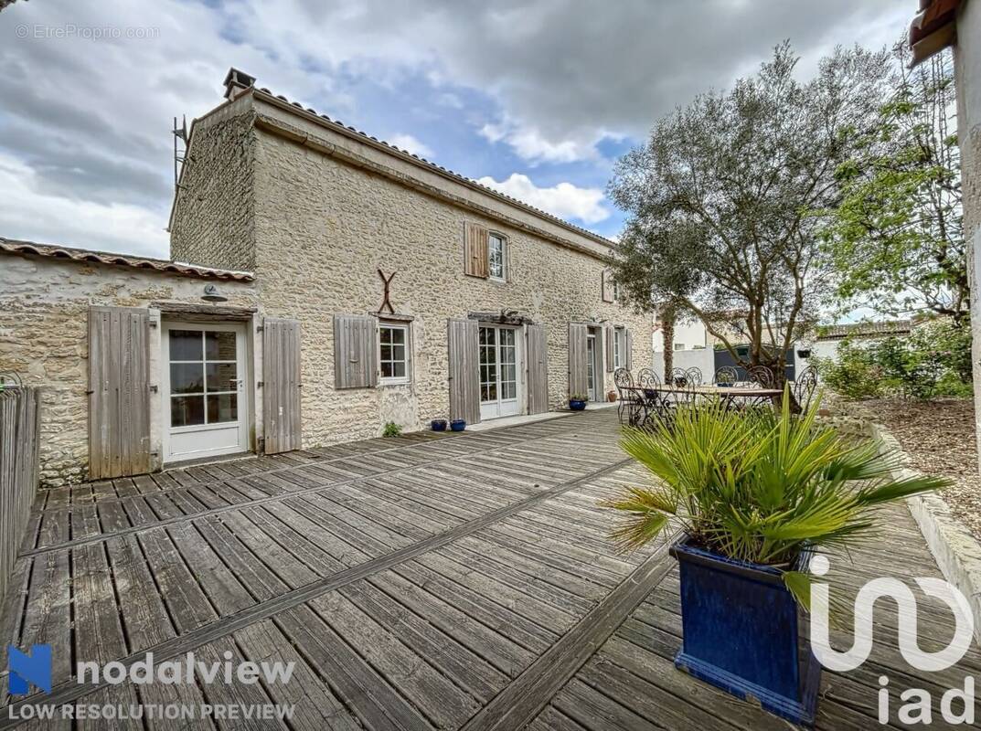 Photo 1 - Maison à AIGREFEUILLE-D&#039;AUNIS