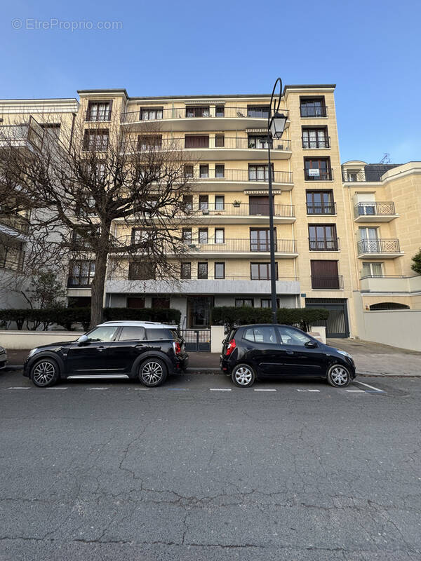 Appartement à SAINT-MAUR-DES-FOSSES