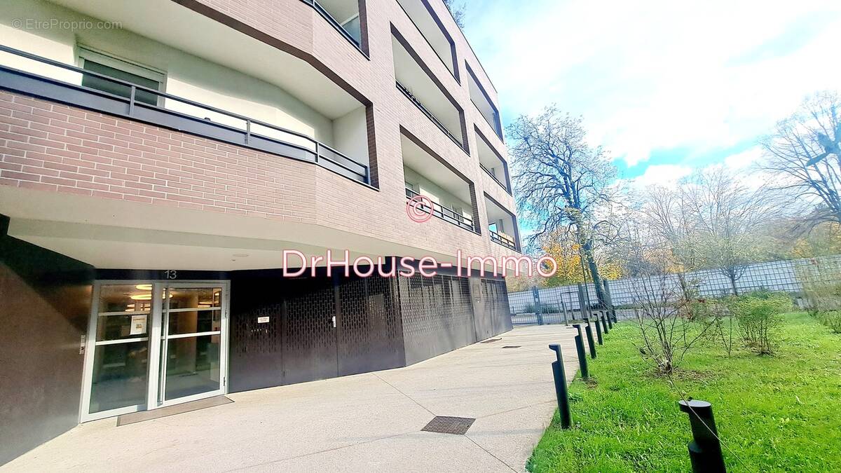 Appartement à NEUILLY-SUR-MARNE
