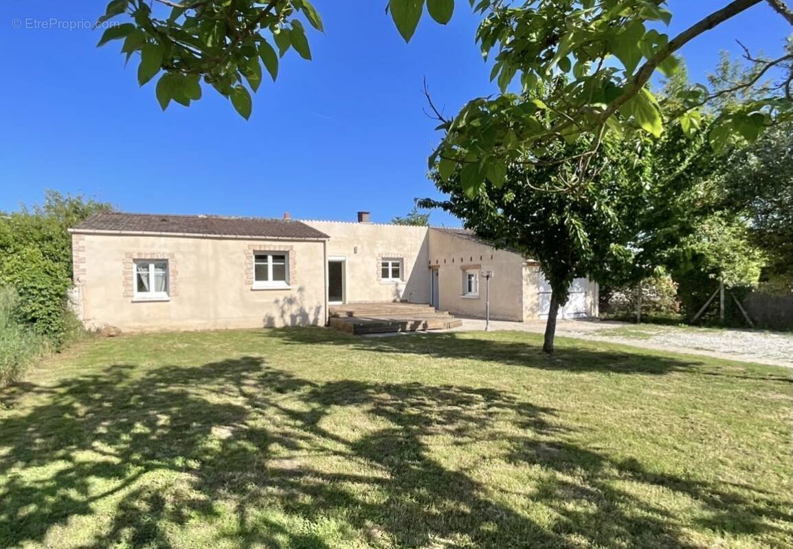 Maison à DARVOY