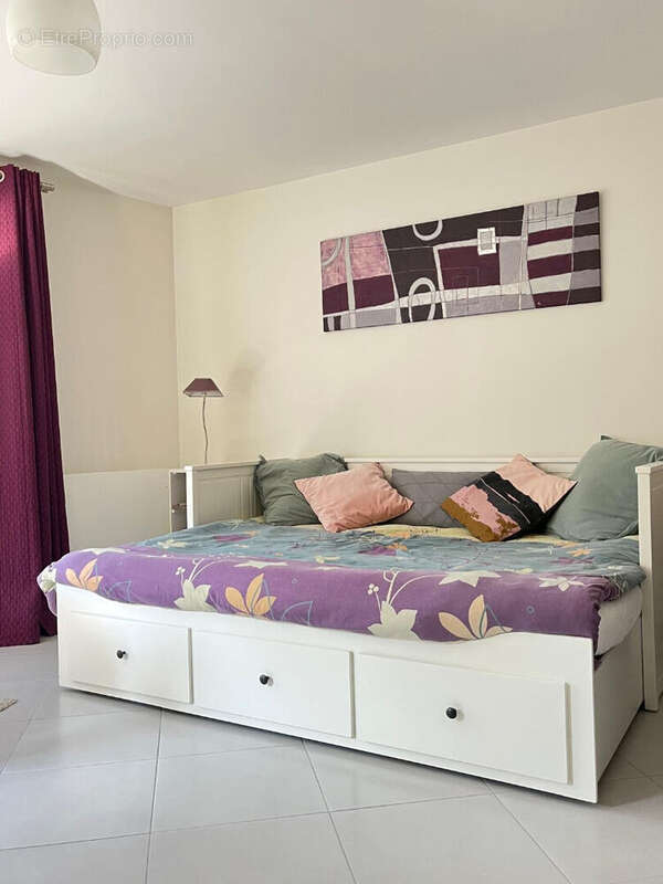 Maison à NAZELLES-NEGRON