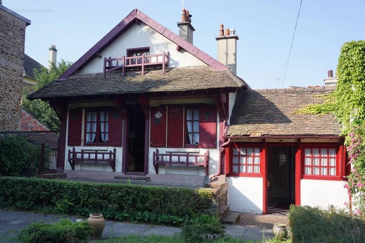 Maison à AULNAY-SOUS-BOIS