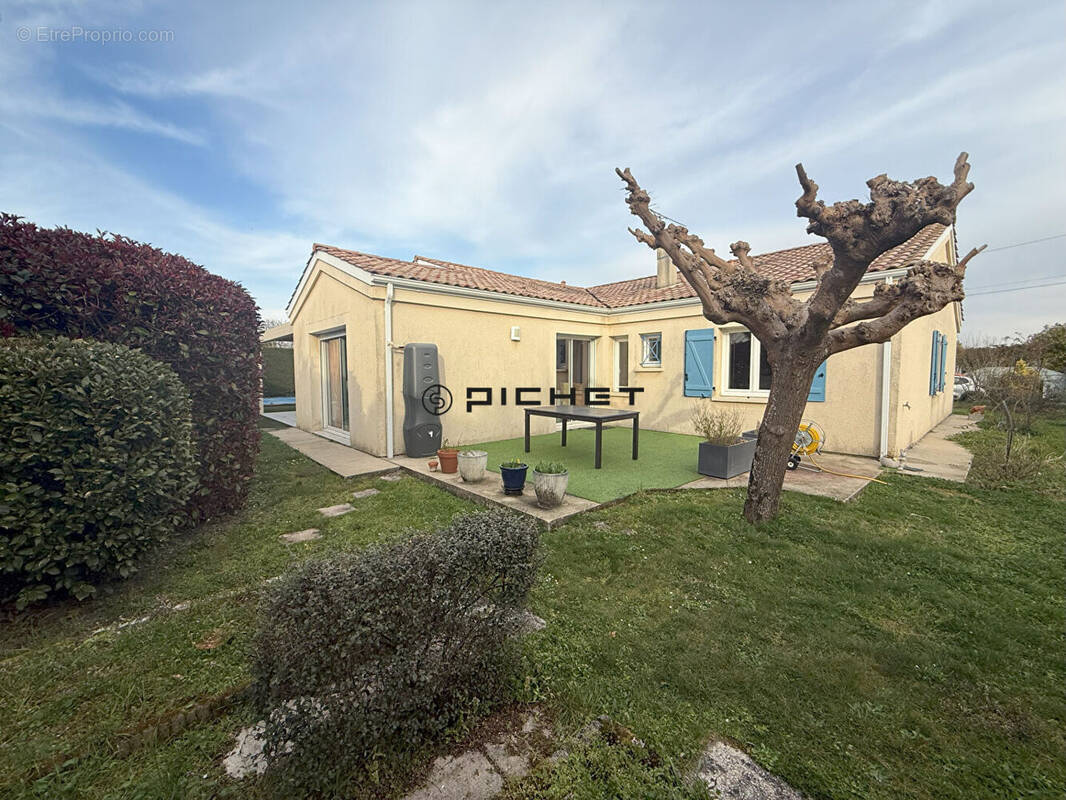 Maison à SAINT-MEDARD-EN-JALLES