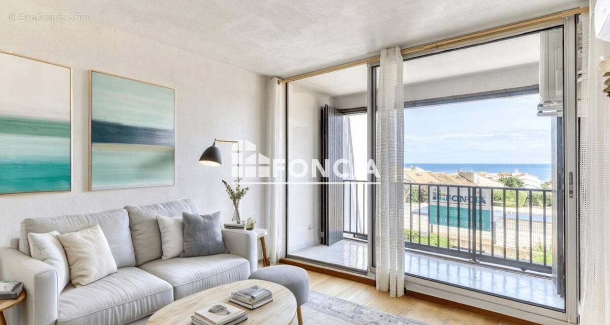 Appartement à FLEURY