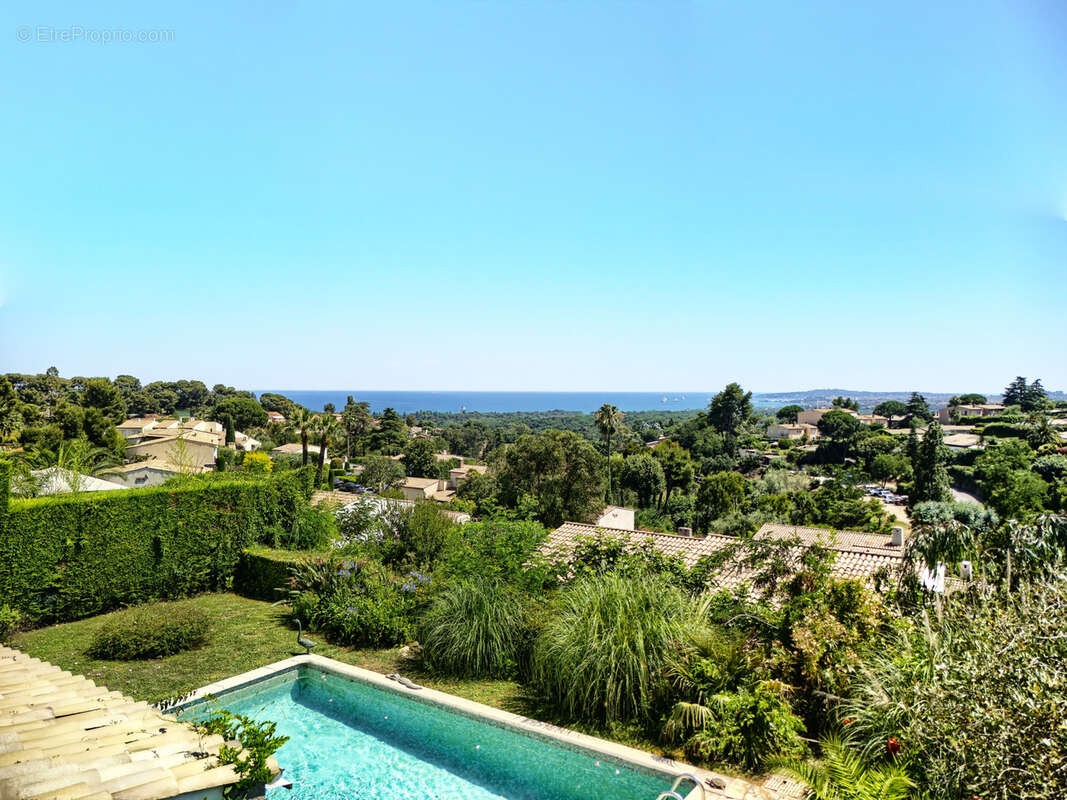 Maison à VILLENEUVE-LOUBET