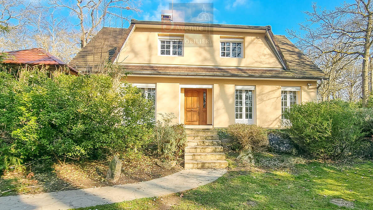 Maison à LAMORLAYE