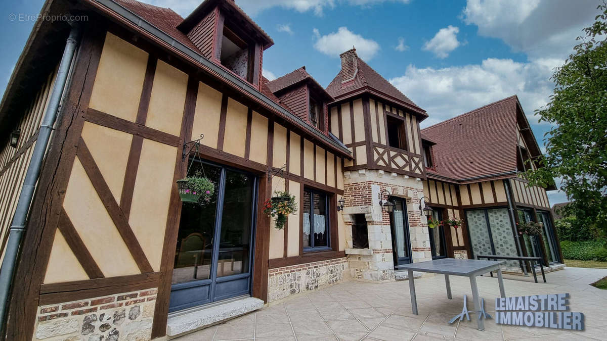 Maison à CAUDEBEC-EN-CAUX