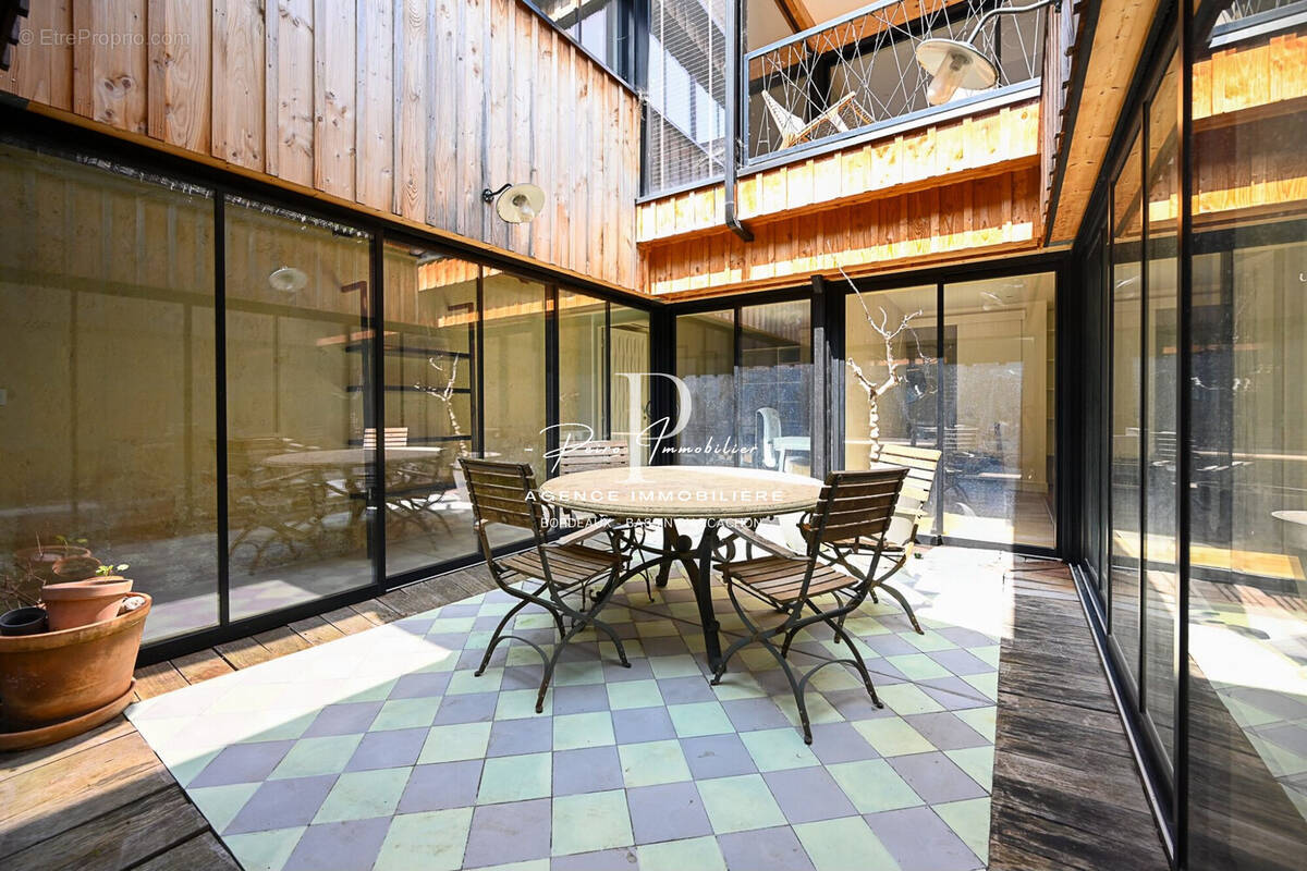 Maison à BORDEAUX