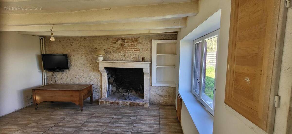 Photo 1 - Maison à SAINT-PIERRE-DE-MAILLE