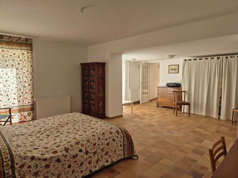 Maison à BELLEGARDE