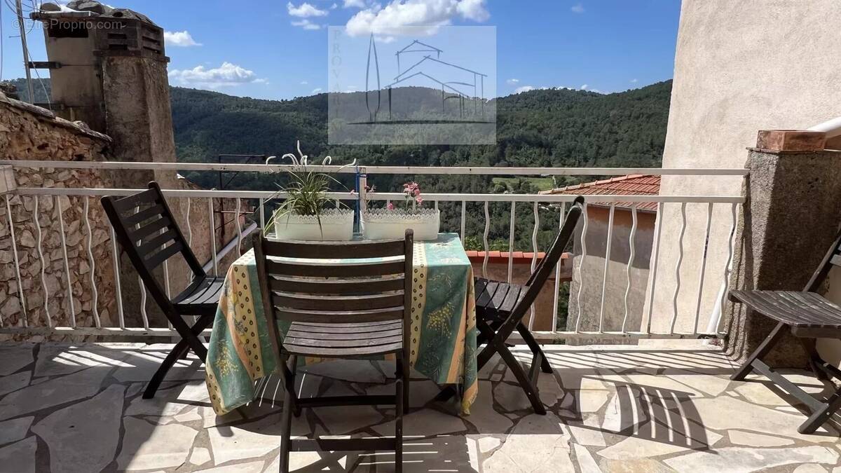 Maison à CLAVIERS