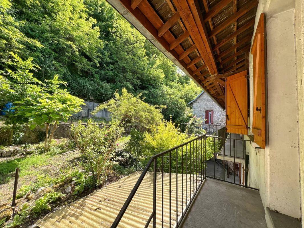 Appartement à LE PONT-DE-BEAUVOISIN