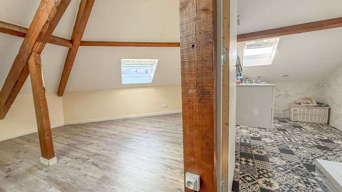 Maison à NOISY-LE-SEC