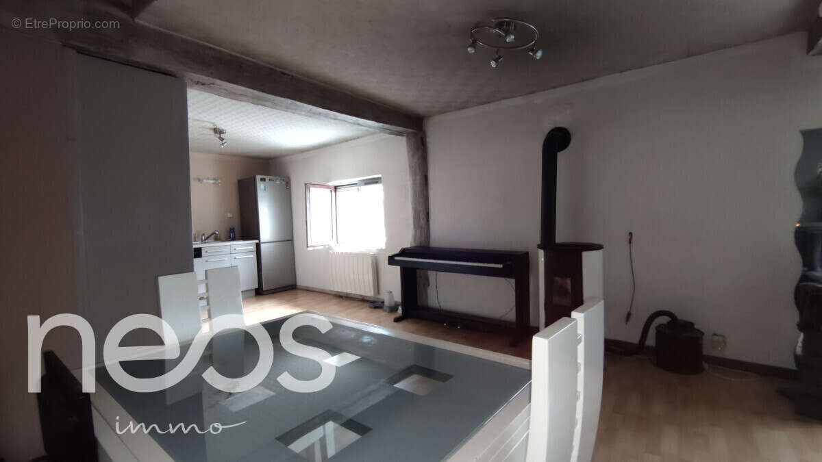 Appartement à JOUARRE