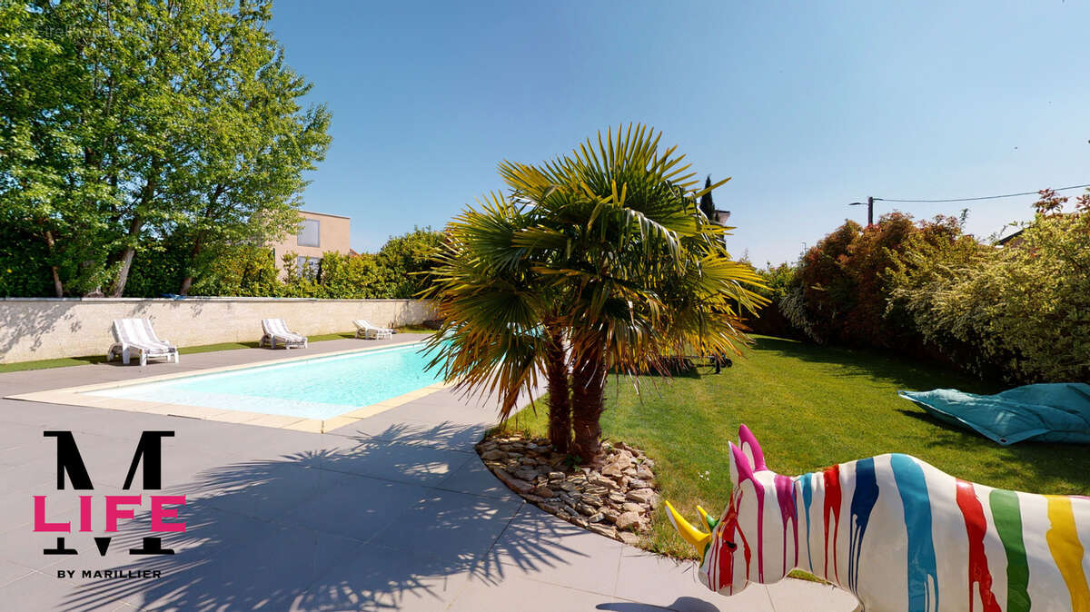 Maison à TERNAY