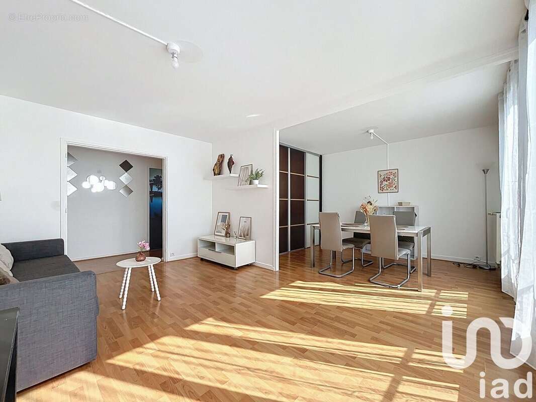 Photo 8 - Appartement à SARCELLES
